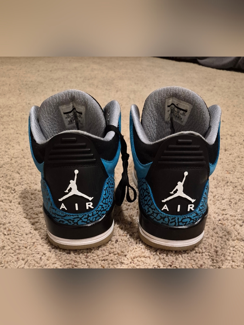 Jordan 3 Powder Blue - Picture 4 of 6